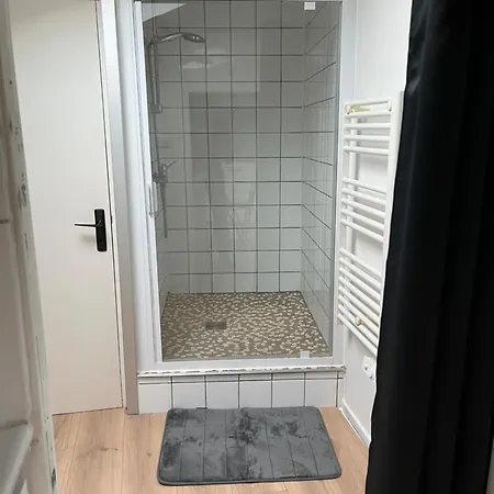 La Tour Ronde Apartment *